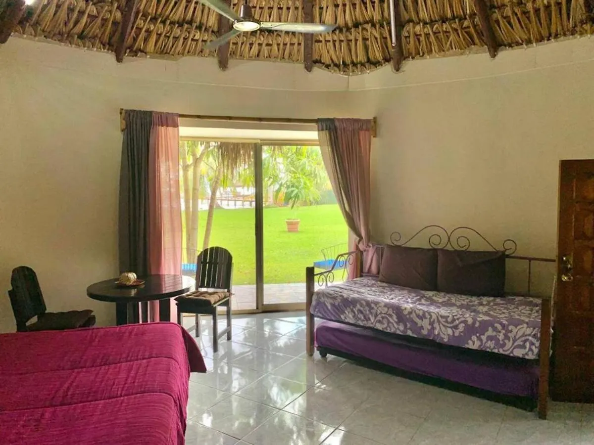 Bungalow Casita Carolina Bacalar